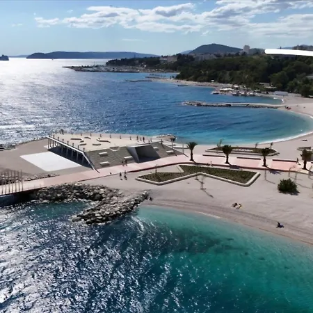 St Damian Sea View شقة