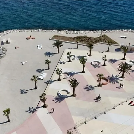Apartament St Damian Sea View *