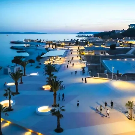 St Damian Sea View Apartament